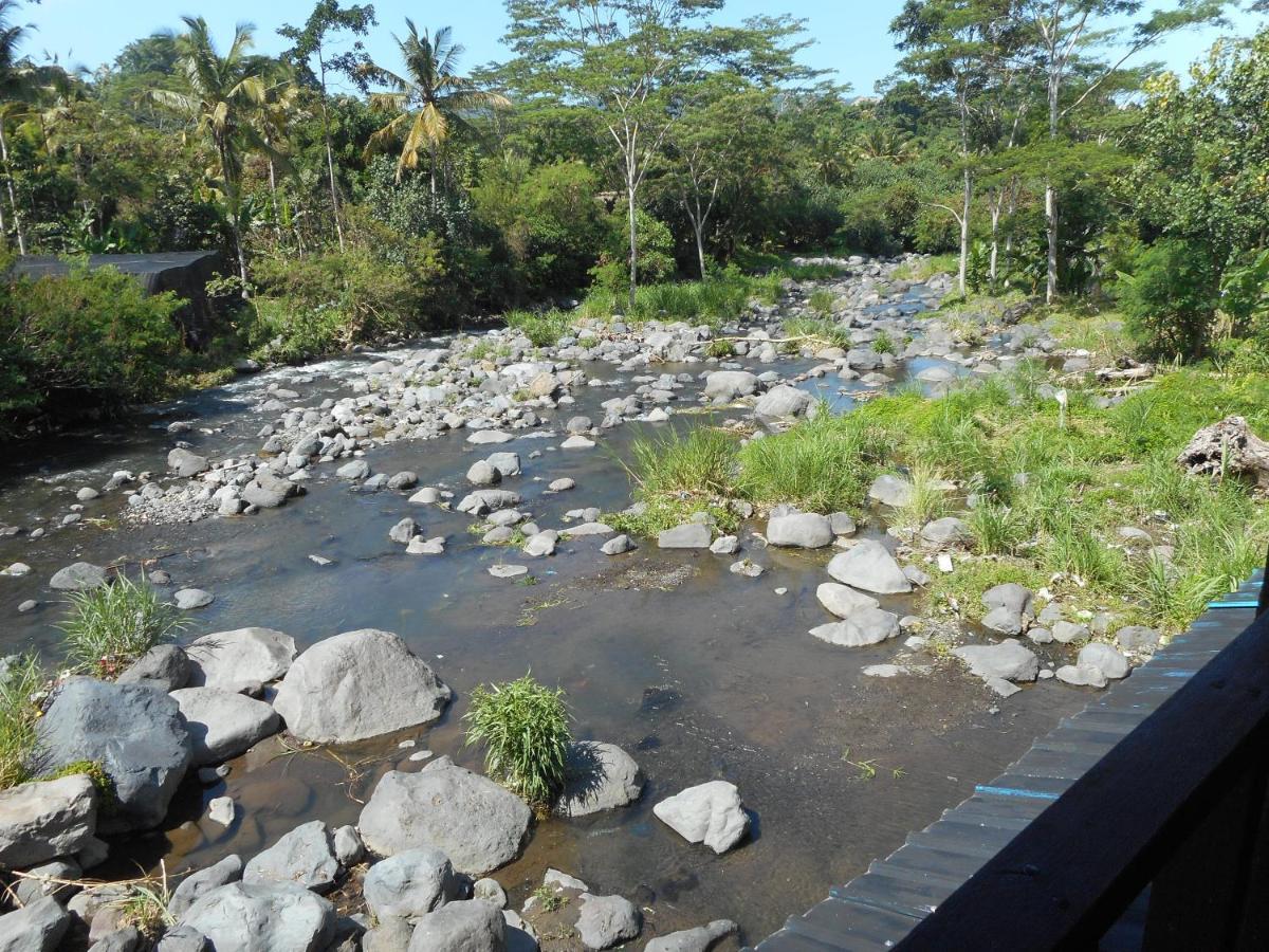 Pondok Tepi Sungai Sidemen  Eksteriør bilde